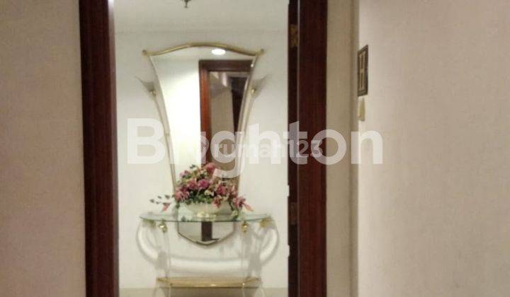 APARTEMEN /  BEVERLY DOUBLE VIEW LANTAI 12 1