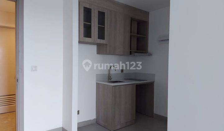 BRAND NEW APARTMENT FATMAWATI 1