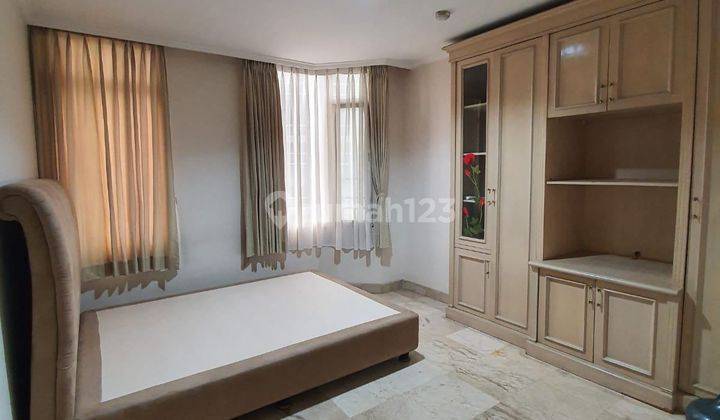 Apartemen Slipi Palmerah Jakbar 3br Semi Furnish Shgb 1