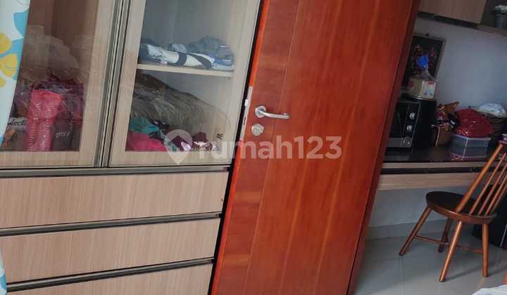 APARTEMEN ROSEVILLE SOHO AND SUITE 2