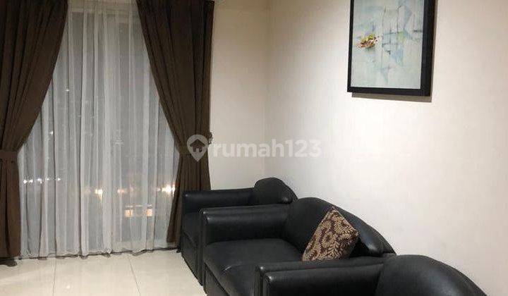 Disewakan Apartemen Cosmo Terrace 3br Furnished Middle Floor View City 1