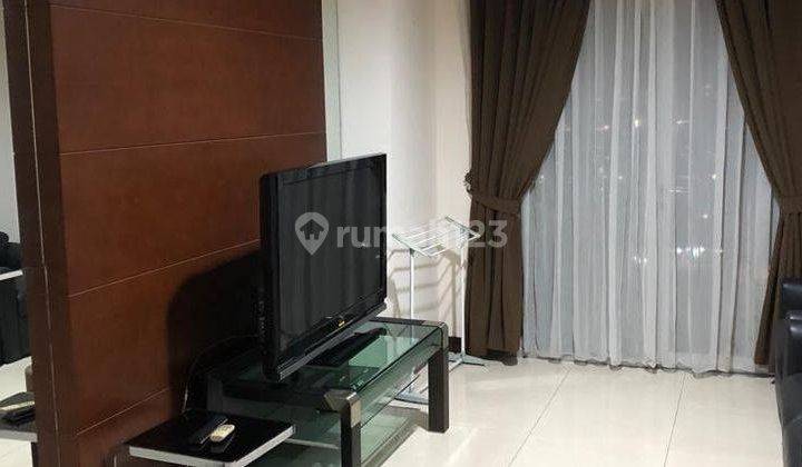 Disewakan Apartemen Cosmo Terrace 3br Furnished Middle Floor View City 2