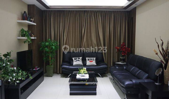 Apartemen Lippo Mall Kemang Village Tower Empire 2BR R1216 2