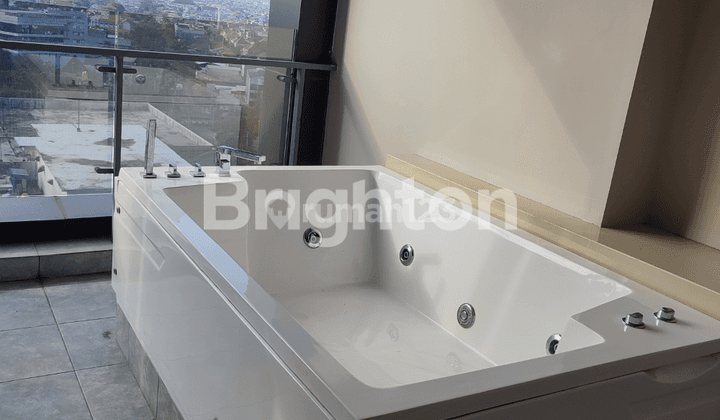 LANGKA dan BARU GRESS !!! Apartemen Grand Sungkono Lagoon ( GSL ) yang dilengkapi Private Bathtub dengan view kota dan Private Lift 1