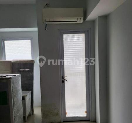 For Quick Sale: Tamansari Mahogany Studio Type Semi-Furnished Apartment, West Telukjambe, Karawang 030