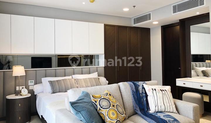 Quick Sale Ciputra World 2 Jakarta Apartment 1br Furnished Nice
