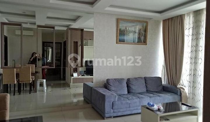 Fully Furnished Apartment in Central Park