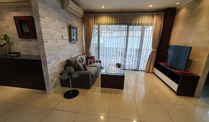 Disewakan 3 Bed Room Town House 2 Lantai Cosmo Park Thamrin City 2