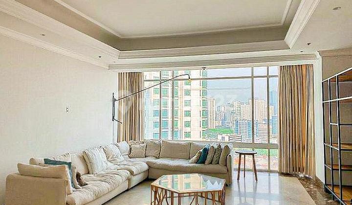 Four Seasons Residences 3 Kamar Tidur  Furnished