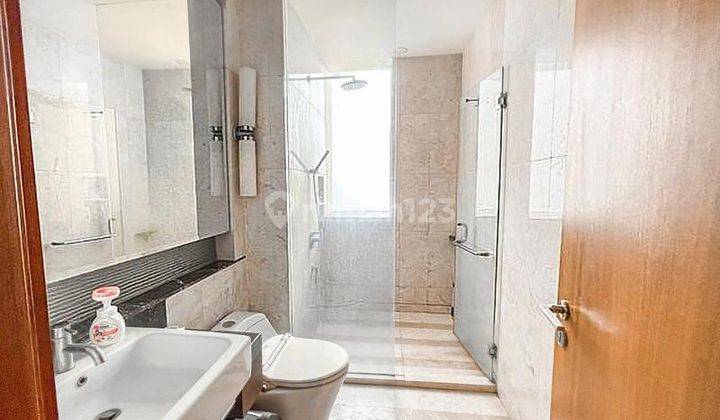 kamar mandi oakwood premier cozmo jakarta 3