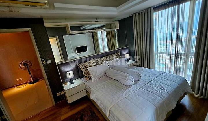 Disewakan 3 BR Apartemen Casa Grande Residence Tower Mirage