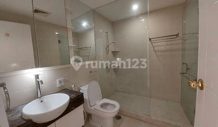 Disewakan 3 BR Apartemen Casa Grande Residence Tower Mirage 2