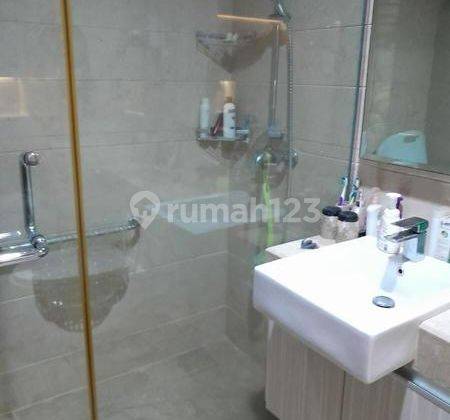 apartm mewah Windsor Type 3 BR Private Lift di Puri Indah 2