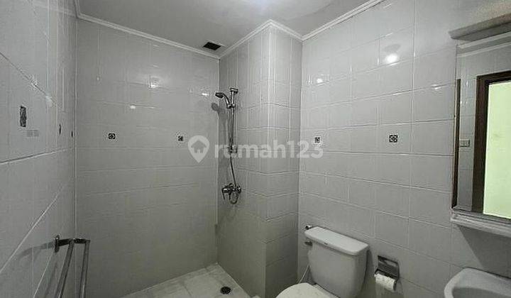 Dijual Unit 2 BR di Apartemen Bumimas Cilandak 2