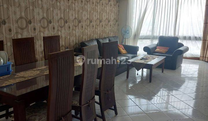 Apartemen Taman Anggrek  ** 1