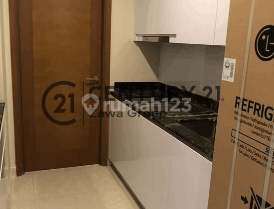 Condo Apartemen Taman Anggrek Residence Private Lift
