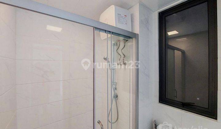 kamar mandi apartemen premium 2br sky house