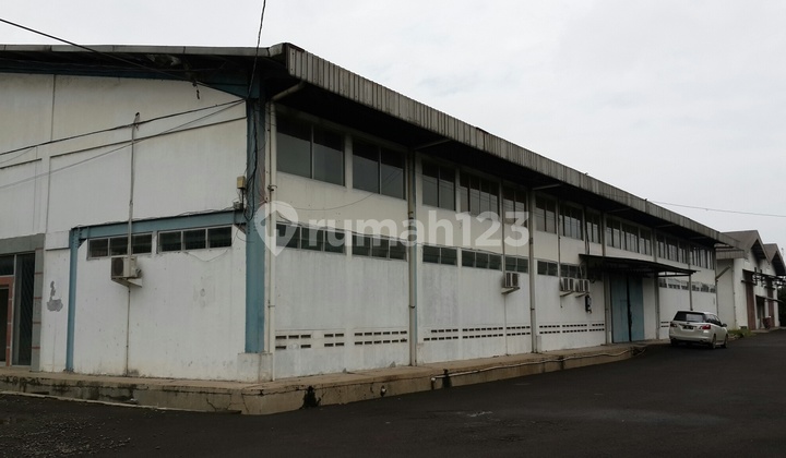 Cikupa Warehouse Rp.45,000 per M2 per Month or Rp. 999,000,000 per Year  
Type 1850m2, 2 Floors, Min. 2 Years, Available Early March 2024
