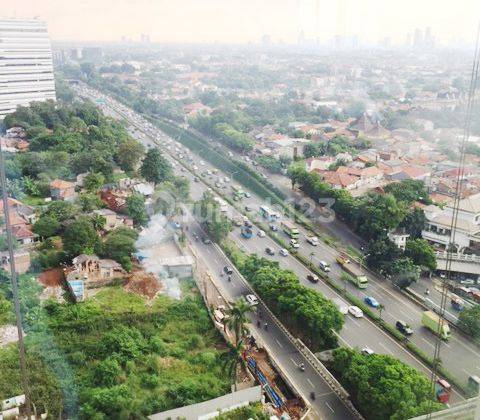 Ruang Kantor Di Plaza Oleos Tb Simatupang, Jakarta Selatan,