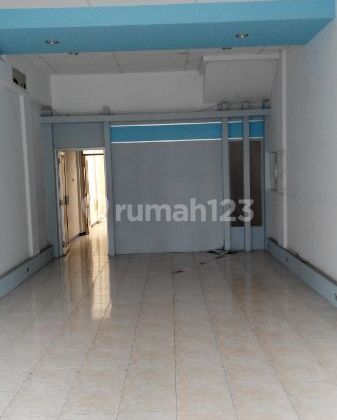 Ruko Strategis Jalan Imam Bonjol, Pierre Tendean, Semarang 2