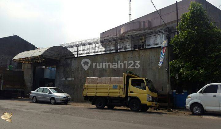 Gudang atau tanah strategis, pinggir jalan raya pajang solo.. 1