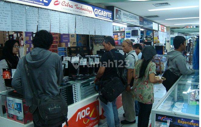 kios SHM. di harko mangga dua pusat elektronika center 1