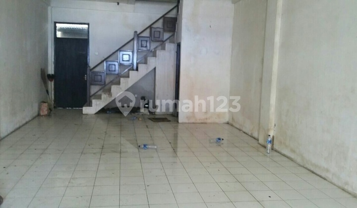 ruko 2 lantai di pasar induk caringin menghadap pasar induk