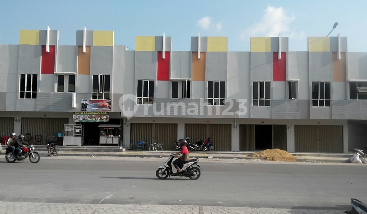 RUKO STRATEGIS di KAWASAN PADAT 1
