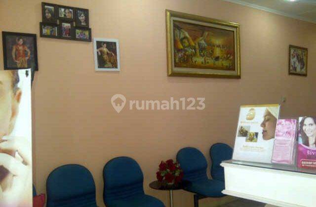 Ruko 3 Lantai Untuk Clinik,Salon Dll @Bintaro Strategis 1