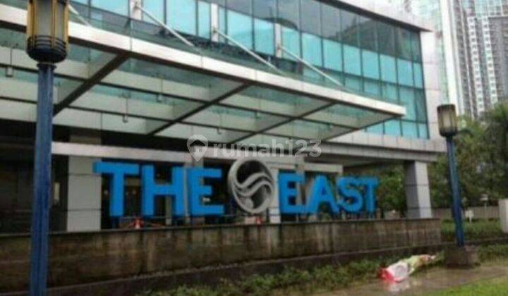 Office space di The East, mega kuningan, jakarta selatan..lantai 20 keatas..good view...nego sampai deal