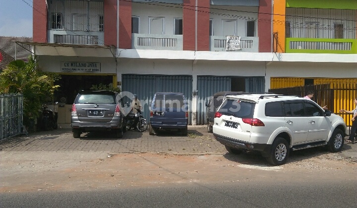 Ruko baru dekat Pasar Besar Malang Ruko baru dekat Pasar Besar Malang