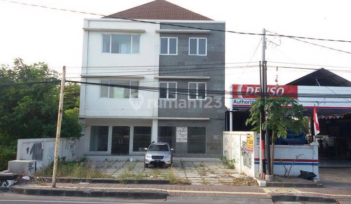 Shophouse at By pass Ngurah Rai near the Bali Galeria Kuta mall 1