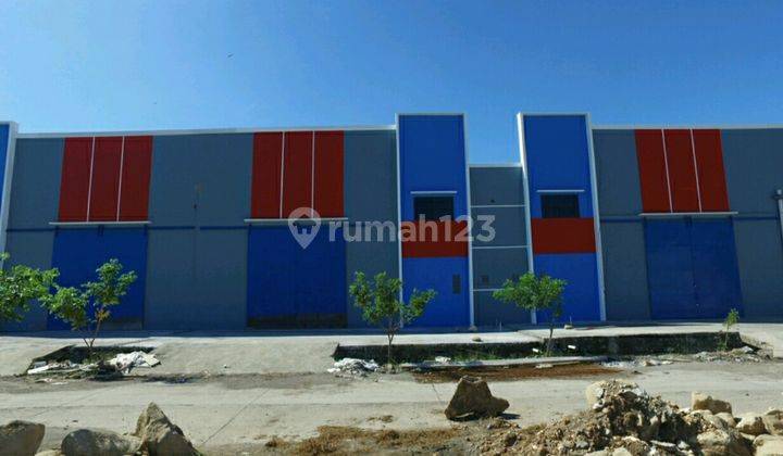 Pergudangan serbaguna di lokasi strategis Tol makassar 1
