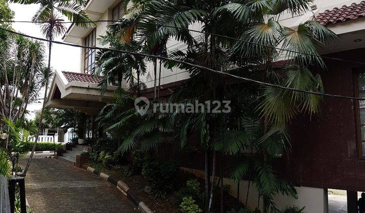 Jual GEDUNG 3,5 Lantai di Wijaya - Kebayoran Baru 1