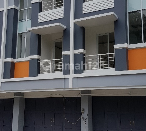 New Shop House in the Developing Semplak Yasmin Area, Suitable for Offices / Culinary Business 2