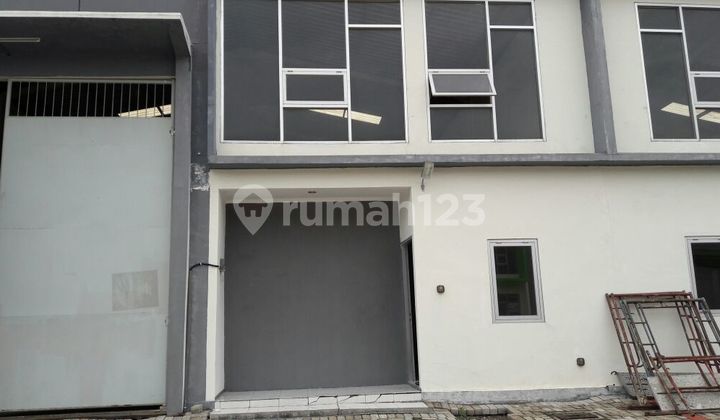 Gudang Dascoland Gresik Istimewa Ada Kantor &amp; Halaman Parkir