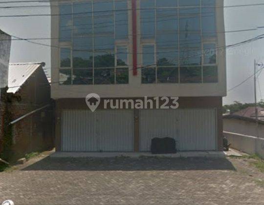 Ruko jalan raya tugu ada dua unit,jalur pantura 1