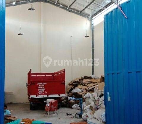 Gudang Siap Pakai ,ada Kantor Di Karanglo 2