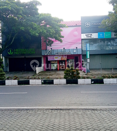 Cocok untuk showroom di jalan S Parman