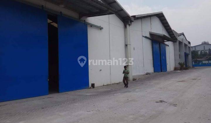 Gudang 2000 m2 siap pakai Narogong Raya Bogor 1