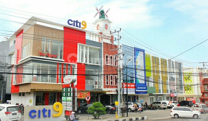 Ruko 3 Lantai di Jln. Dr Wahidin Gresik Ruko 3 Lantai di Jln. Dr Wahidin Gresik