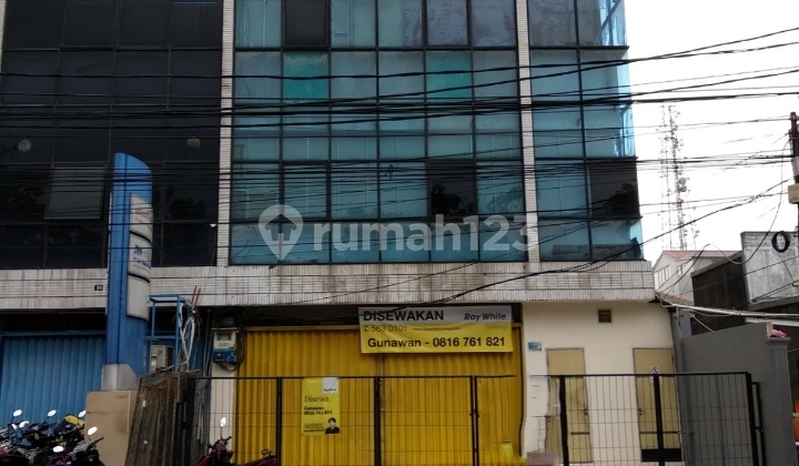 Ruko Cideng Raya Jakarta Pusat...Lokasi Strategis...Dekat Tanah Abang..Cocok untuk Bank, Kantor, Minimarket dan Usaha Lainnya
