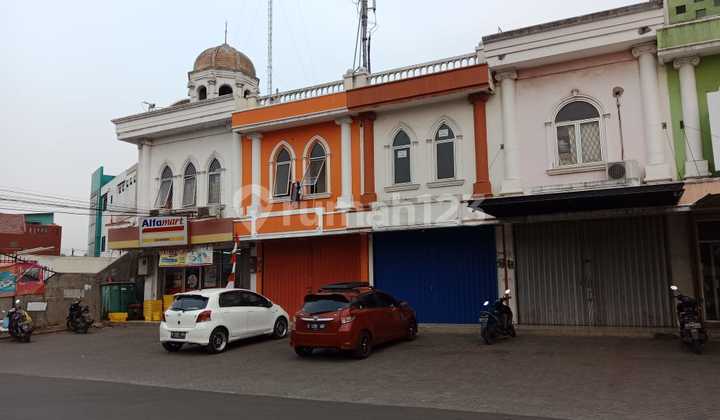 Dilepas cepat!!..,Ruko 2 lantai dengan lokasi strategis