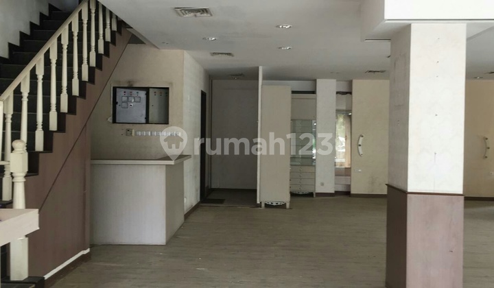 Rukan Eksklusif posisi hadap belakang ada 2 unit di pantai indah kapuk Rukan Eksklusif posisi hadap belakang ada 2 unit di pantai indah kapuk