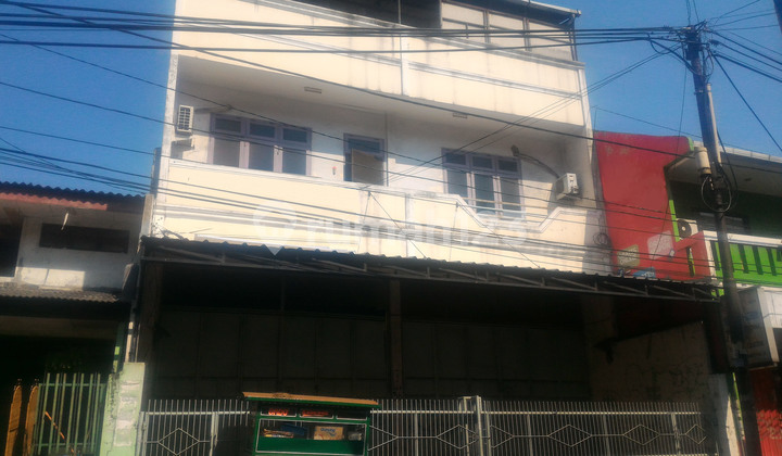 Palmerah Ruko berikut Rumah dengan Tanah yang Luas besar 609 meter cocok utk Kantor, Rumah Kost, Toko dll dekat BINUS Palmerah Ruko berikut Rumah dengan Tanah yang Luas besar 609 meter cocok utk Kantor, Rumah Kost, Toko dll dekat BINUS