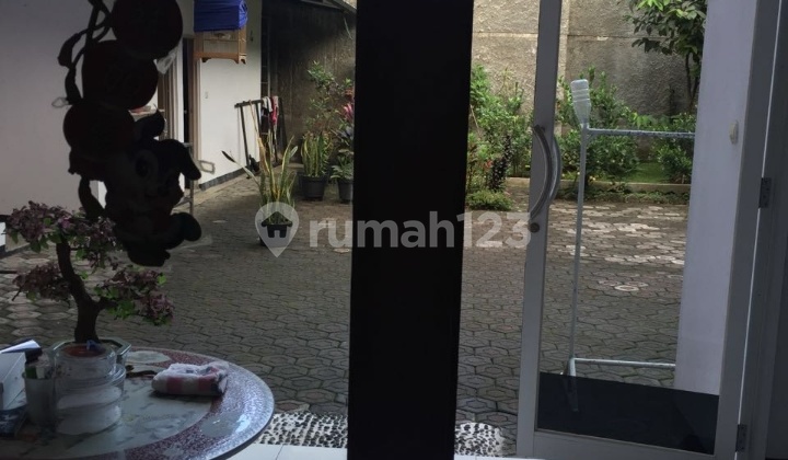 CHEAP. NEGOTIABLE. Near Pasar Baru. On Asia Africa Main Road. Business premises plus residence. 2