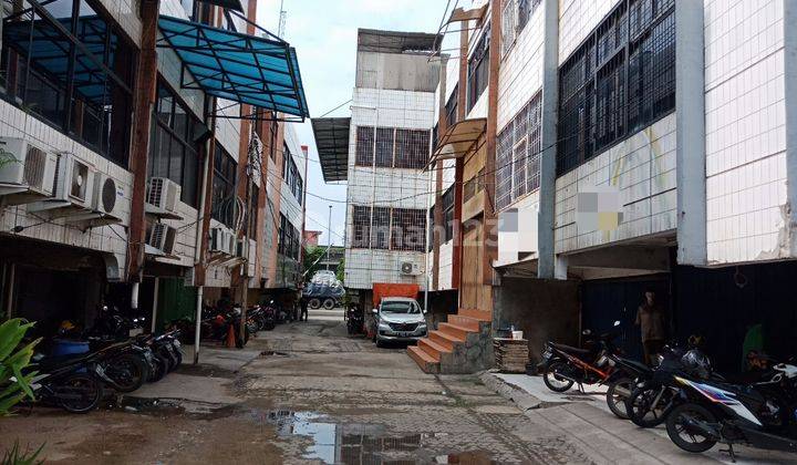 Ruko Ancol 3 Lantai LT 68 m2 di tepi jalan raya, BU !!! Cocok untuk usaha EXPEDISI, GUDANG, TOKO, Kost-Kostan, Lebar Jalan 2 Truk, Hadap TIMUR, Harga BU, dibawah NJOP 2