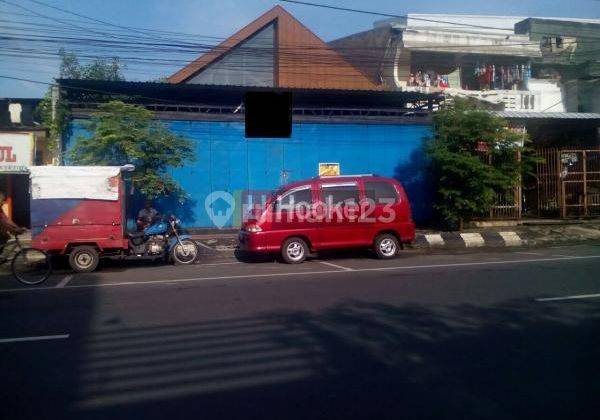 Gudang siap pakai di jalan Thamrin 1