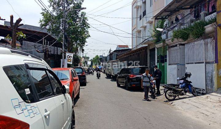 Ruko di Senen 4,5 Lantai, Cocok untuk Usaha Cetakan, Kost-Kostan, Akses Jalan 3 Mobil, Kawasan Bisnis Senen 2