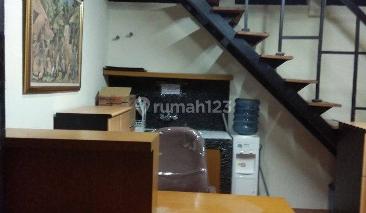 KANTOR UTK JUMLAH STAFF SEDIKIT 1